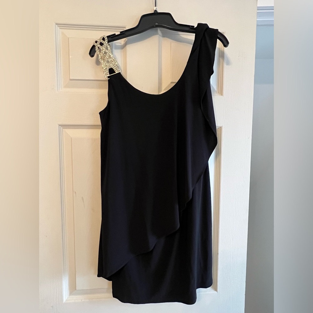 Elegant Black One-Shoulder Dress